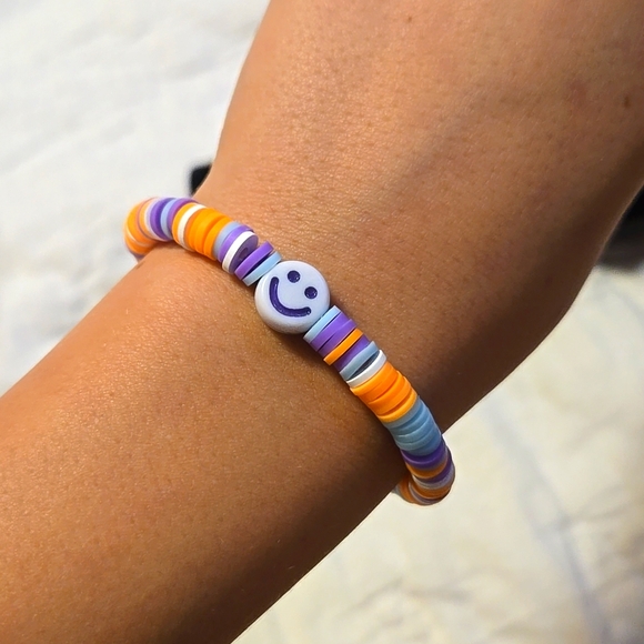 Fun bracelet - Picture 2 of 2